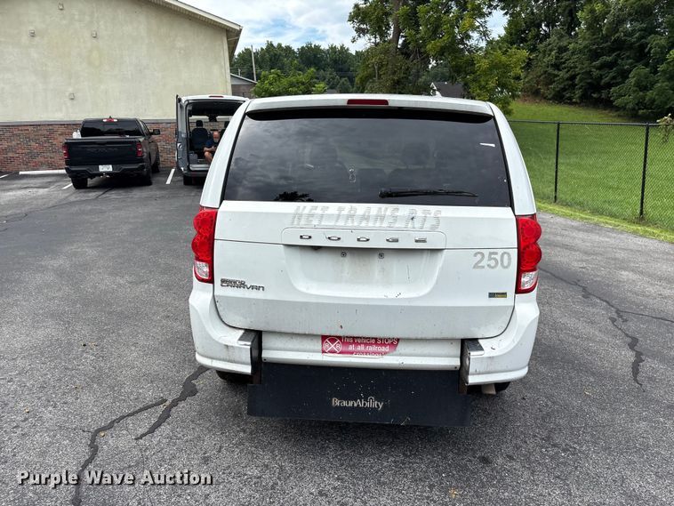 image for item EF1323 2017 Dodge Grand Caravan handicap accessible van
