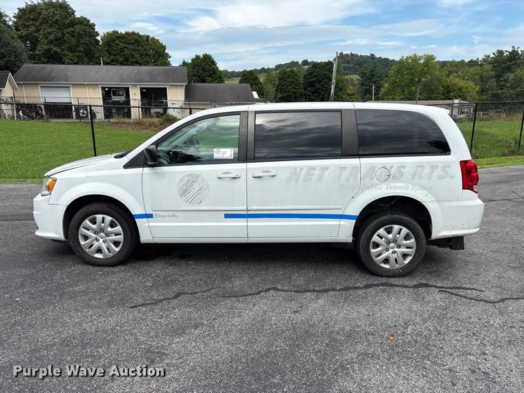 image for item EF1323 2017 Dodge Grand Caravan handicap accessible van