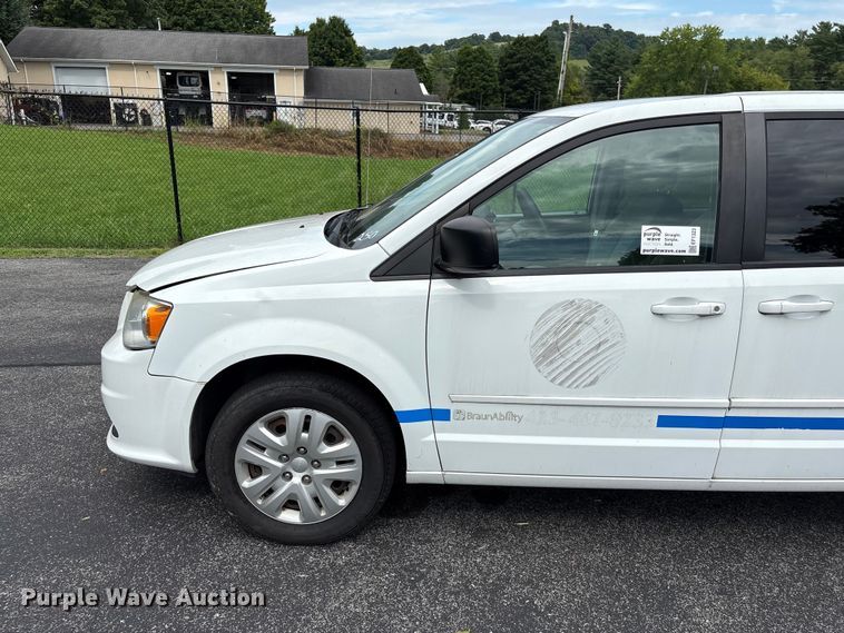 image for item EF1323 2017 Dodge Grand Caravan handicap accessible van