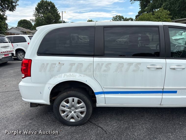 image for item EF1323 2017 Dodge Grand Caravan handicap accessible van
