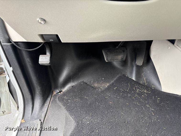 image for item EF1323 2017 Dodge Grand Caravan handicap accessible van