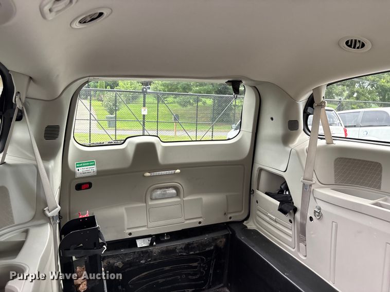 image for item EF1323 2017 Dodge Grand Caravan handicap accessible van