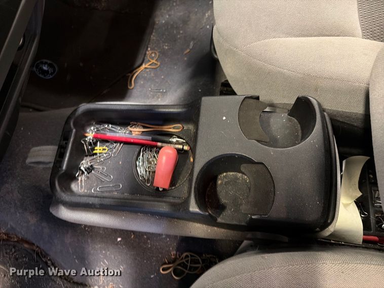 image for item EF1331 2005 Ford Taurus 