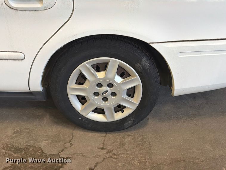 image for item EF1331 2005 Ford Taurus 