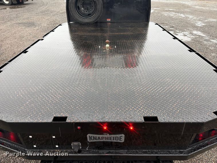 image for item EG9226 2022 Chevrolet C5500 Crew Cab flatbed truck