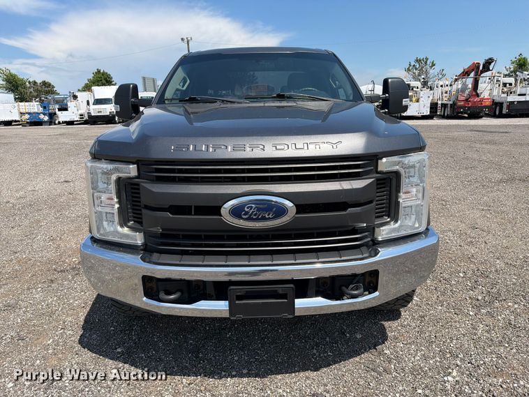 image for item EG9309 2017 Ford F250 Super Duty Ext. Cab utility bed pickup truck