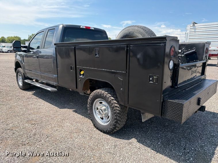 image for item EG9309 2017 Ford F250 Super Duty Ext. Cab utility bed pickup truck