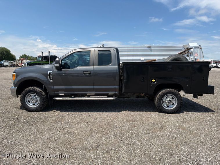 image for item EG9309 2017 Ford F250 Super Duty Ext. Cab utility bed pickup truck