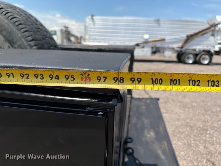image for item EG9309 2017 Ford F250 Super Duty Ext. Cab utility bed pickup truck