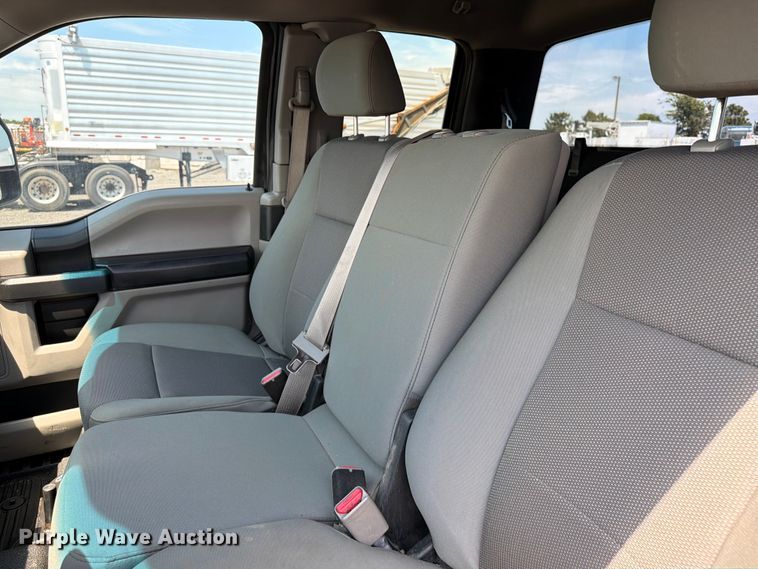 image for item EG9309 2017 Ford F250 Super Duty Ext. Cab utility bed pickup truck