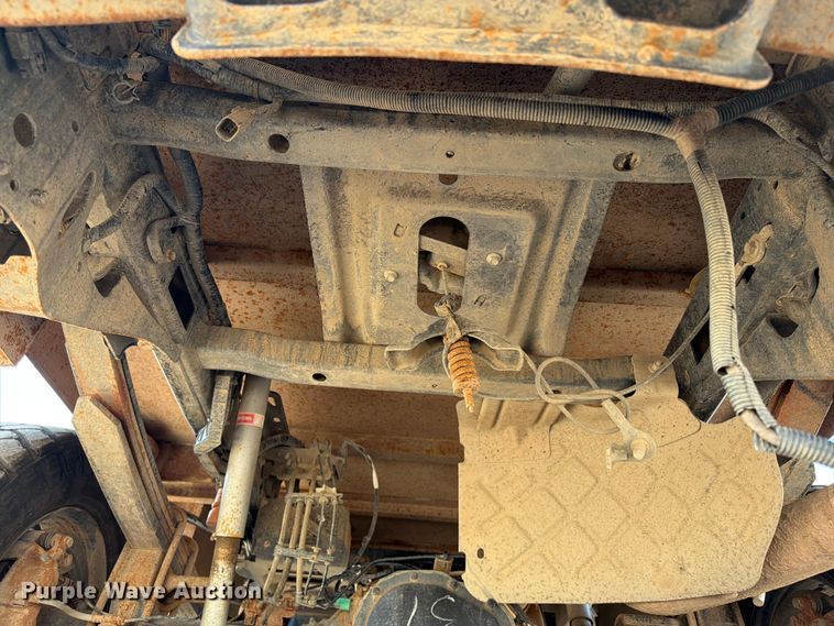 image for item EG9309 2017 Ford F250 Super Duty Ext. Cab utility bed pickup truck