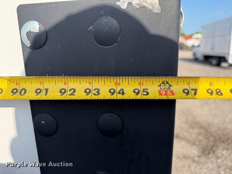 image for item EG9313 2014 Ford E450 Super Duty box truck