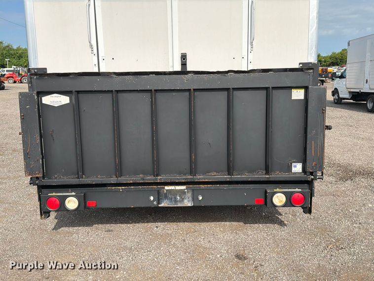 image for item EG9313 2014 Ford E450 Super Duty box truck