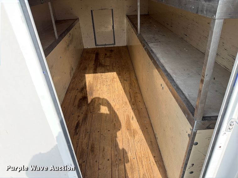 image for item EG9313 2014 Ford E450 Super Duty box truck