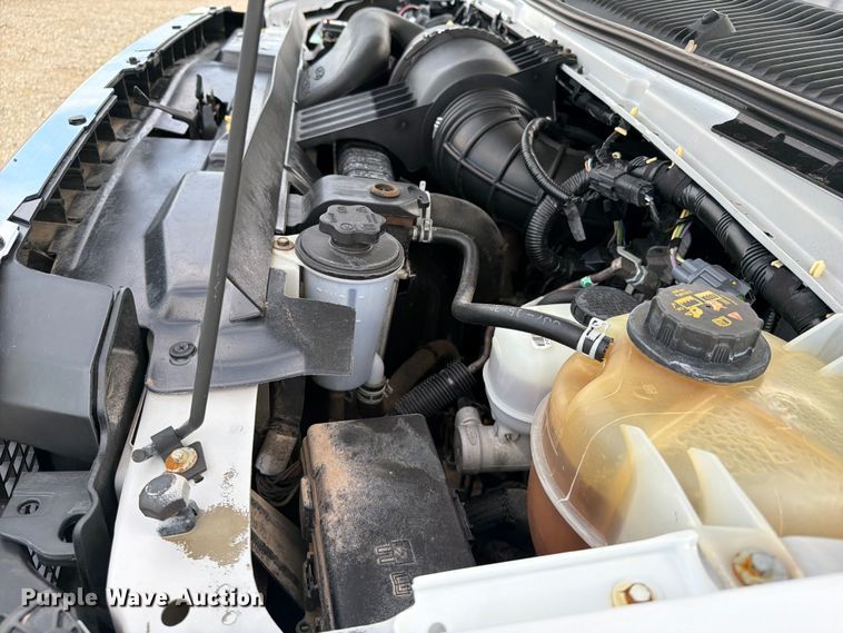 image for item EG9313 2014 Ford E450 Super Duty box truck