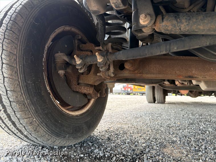 image for item EG9313 2014 Ford E450 Super Duty box truck