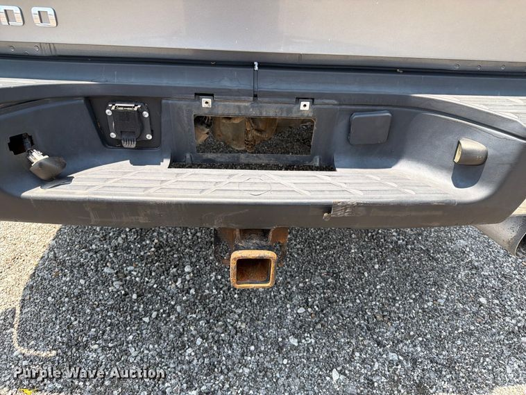 image for item EG9332 2008 Chevrolet Silverado 3500HD Crew Cab pickup truck