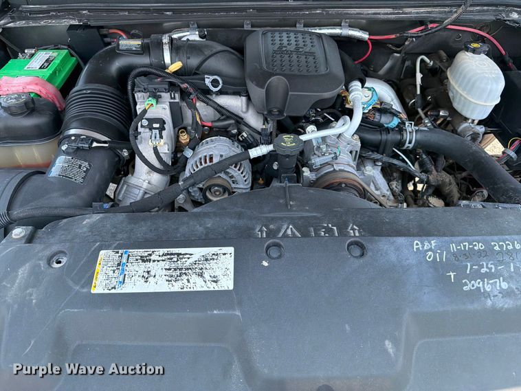 image for item EG9332 2008 Chevrolet Silverado 3500HD Crew Cab pickup truck