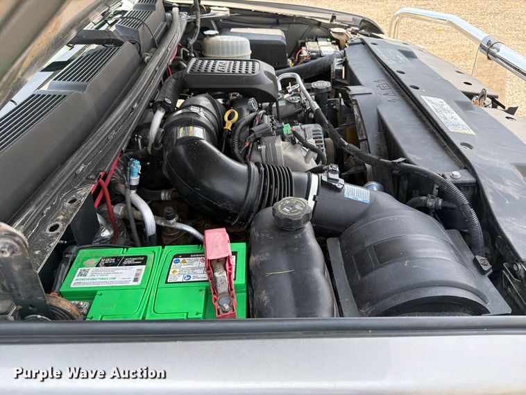 image for item EG9332 2008 Chevrolet Silverado 3500HD Crew Cab pickup truck