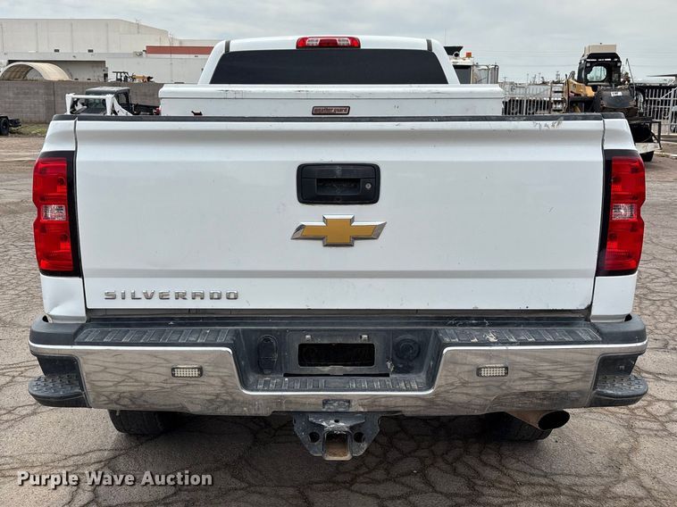 image for item EL2607 2019 Chevrolet Silverado 2500HD Ext. Cab pickup truck