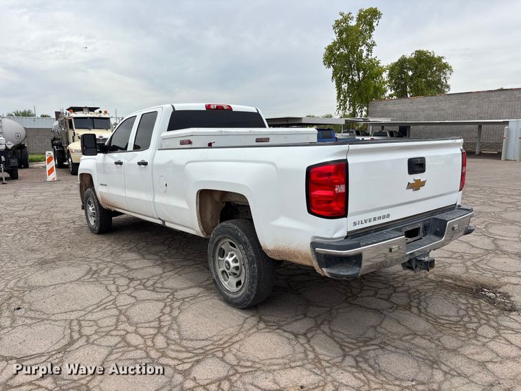 image for item EL2607 2019 Chevrolet Silverado 2500HD Ext. Cab pickup truck