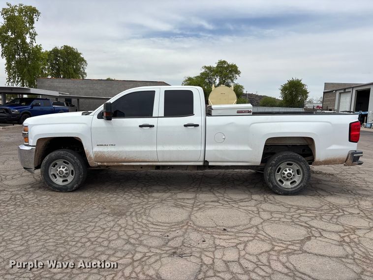 image for item EL2607 2019 Chevrolet Silverado 2500HD Ext. Cab pickup truck