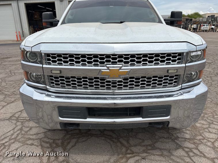 image for item EL2607 2019 Chevrolet Silverado 2500HD Ext. Cab pickup truck