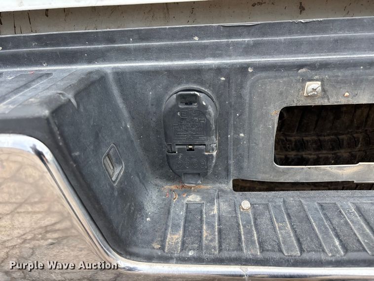 image for item EL2607 2019 Chevrolet Silverado 2500HD Ext. Cab pickup truck