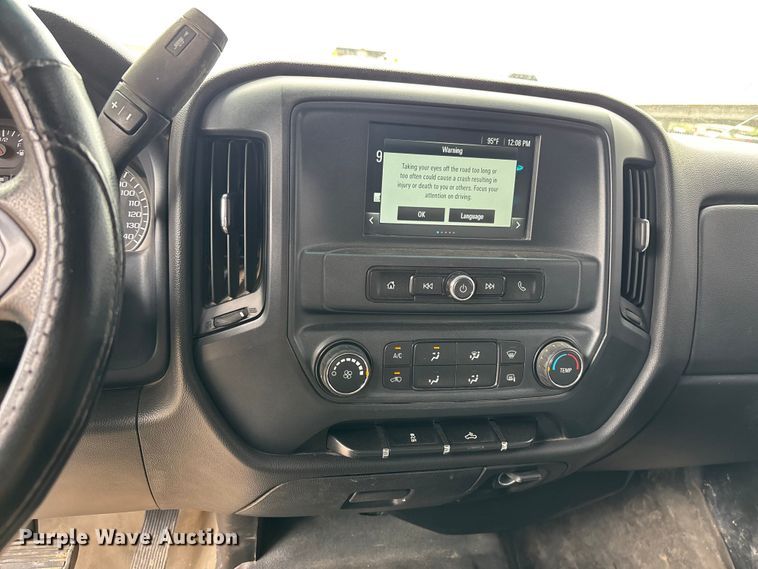 image for item EL2607 2019 Chevrolet Silverado 2500HD Ext. Cab pickup truck