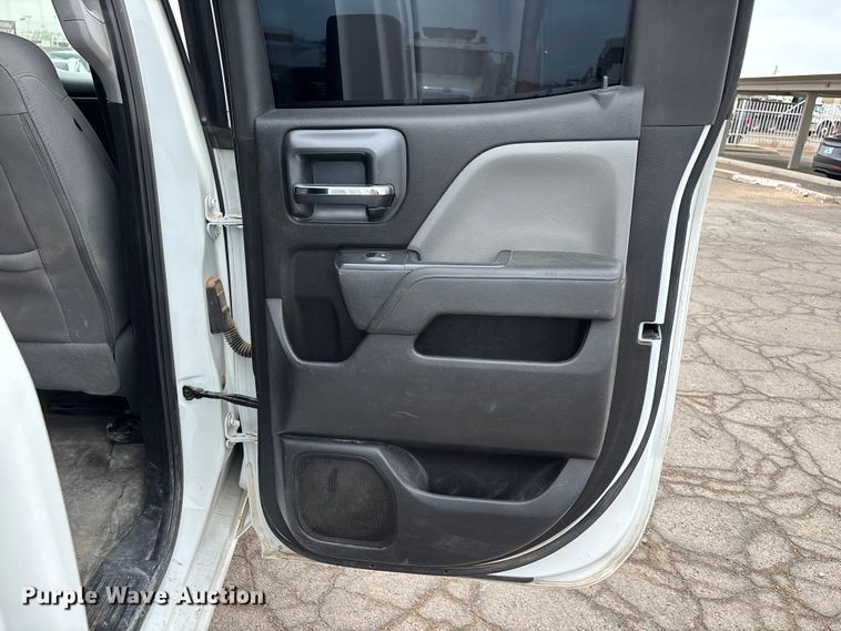 image for item EL2607 2019 Chevrolet Silverado 2500HD Ext. Cab pickup truck