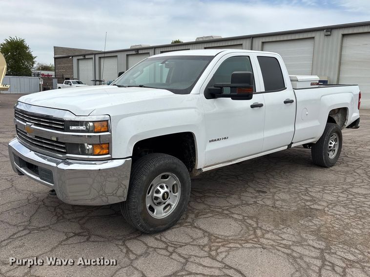 2017 Chevrolet Silverado 2500HD Ext. Cab pickup truck