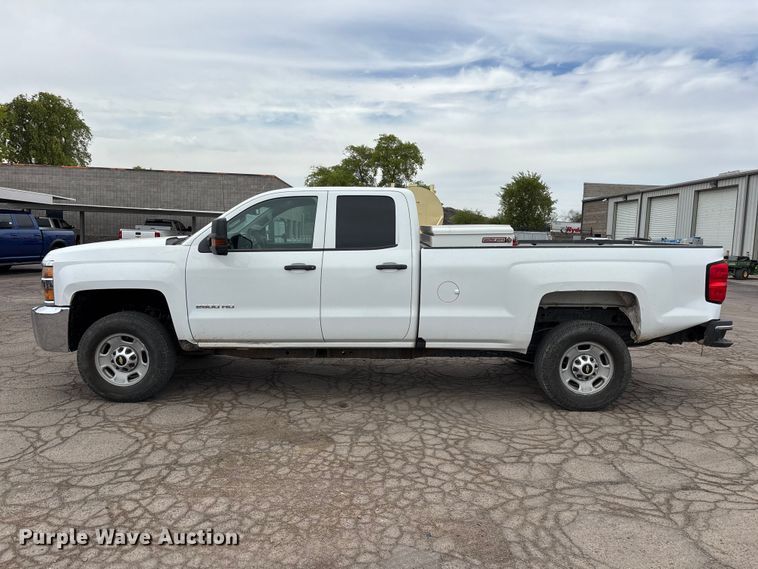 image for item EL2608 2017 Chevrolet Silverado 2500HD Ext. Cab pickup truck
