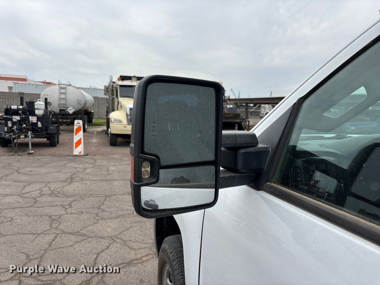 image for item EL2608 2017 Chevrolet Silverado 2500HD Ext. Cab pickup truck