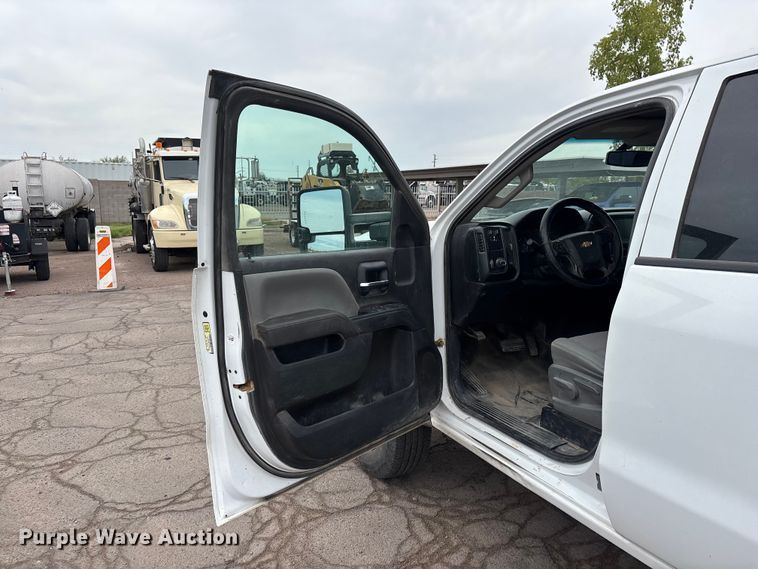 image for item EL2608 2017 Chevrolet Silverado 2500HD Ext. Cab pickup truck