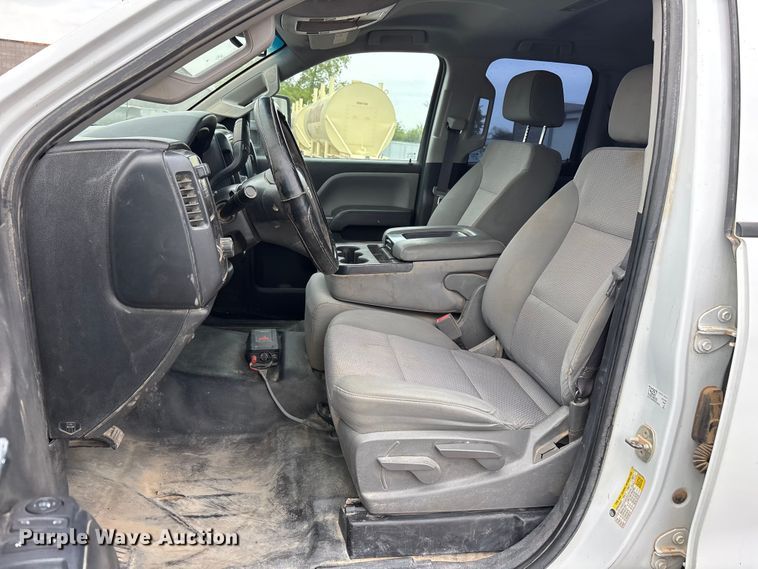 image for item EL2608 2017 Chevrolet Silverado 2500HD Ext. Cab pickup truck