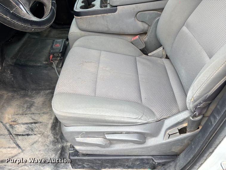 image for item EL2608 2017 Chevrolet Silverado 2500HD Ext. Cab pickup truck