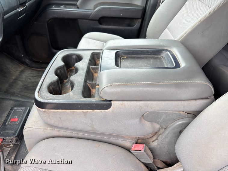 image for item EL2608 2017 Chevrolet Silverado 2500HD Ext. Cab pickup truck