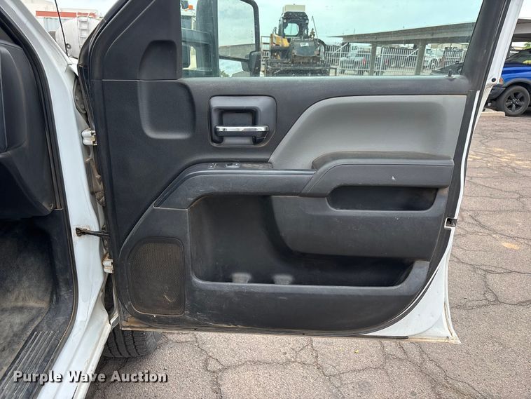 image for item EL2608 2017 Chevrolet Silverado 2500HD Ext. Cab pickup truck