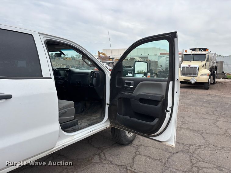 image for item EL2608 2017 Chevrolet Silverado 2500HD Ext. Cab pickup truck