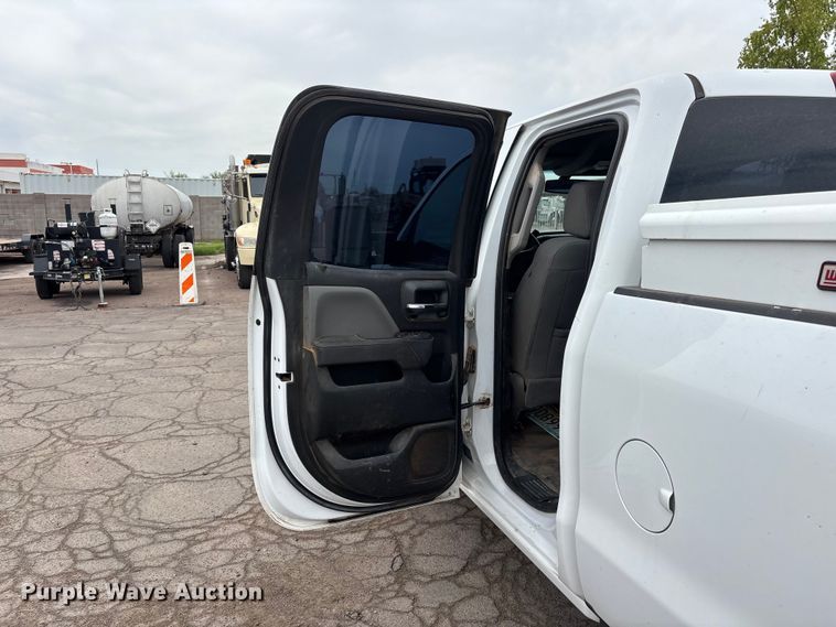 image for item EL2608 2017 Chevrolet Silverado 2500HD Ext. Cab pickup truck