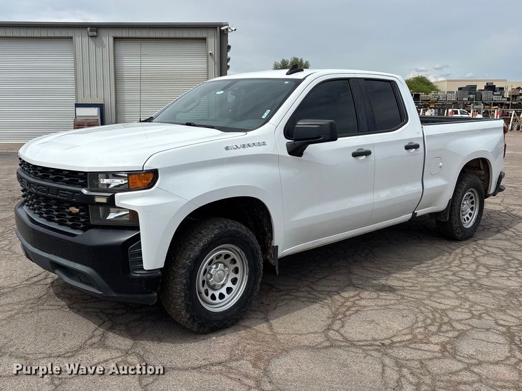 2020 Chevrolet Silverado 1500 Ext. Cab pickup truck