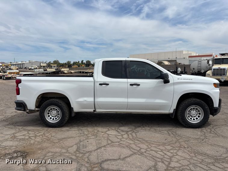 image for item EL2611 2020 Chevrolet Silverado 1500 Ext. Cab pickup truck