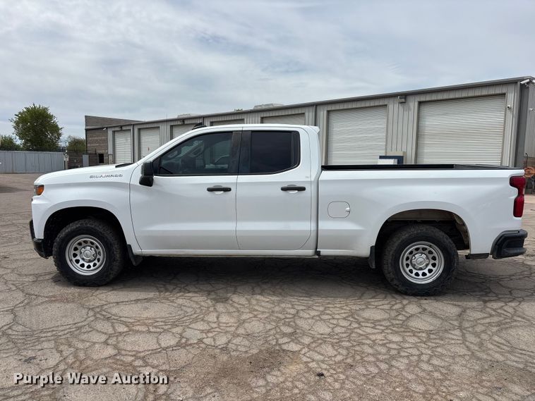 image for item EL2611 2020 Chevrolet Silverado 1500 Ext. Cab pickup truck