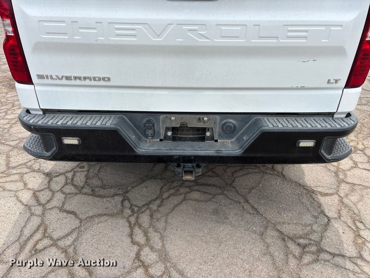 image for item EL2611 2020 Chevrolet Silverado 1500 Ext. Cab pickup truck