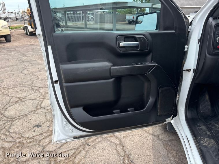 image for item EL2611 2020 Chevrolet Silverado 1500 Ext. Cab pickup truck