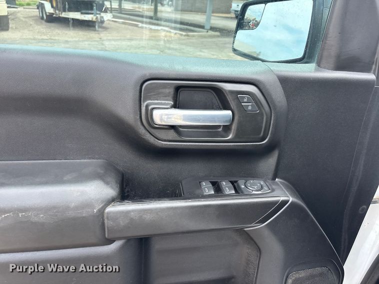 image for item EL2611 2020 Chevrolet Silverado 1500 Ext. Cab pickup truck