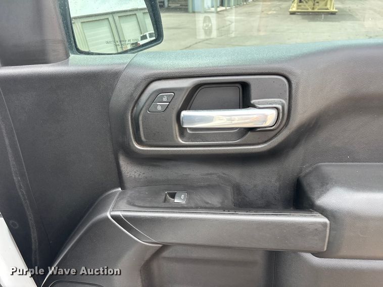 image for item EL2611 2020 Chevrolet Silverado 1500 Ext. Cab pickup truck