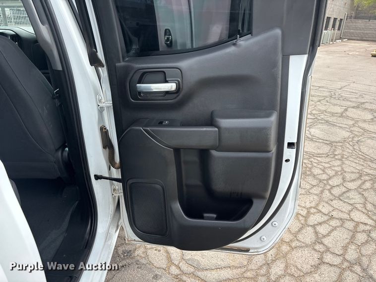 image for item EL2611 2020 Chevrolet Silverado 1500 Ext. Cab pickup truck