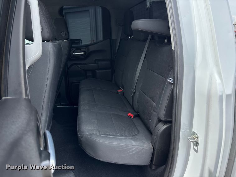 image for item EL2611 2020 Chevrolet Silverado 1500 Ext. Cab pickup truck