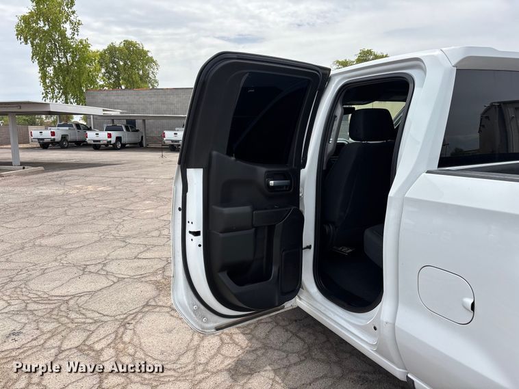 image for item EL2611 2020 Chevrolet Silverado 1500 Ext. Cab pickup truck